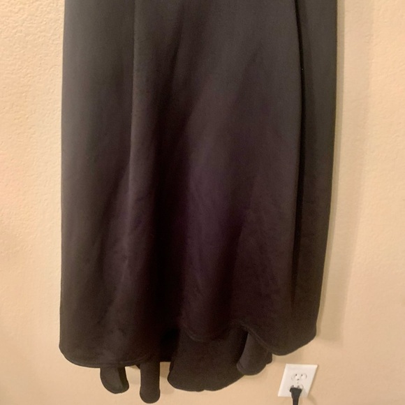 Boohoo Midi Dress Sz 6 Black Gown Off the Shoulder Hi-Low Heavy Sleeveless - Picture 8 of 14